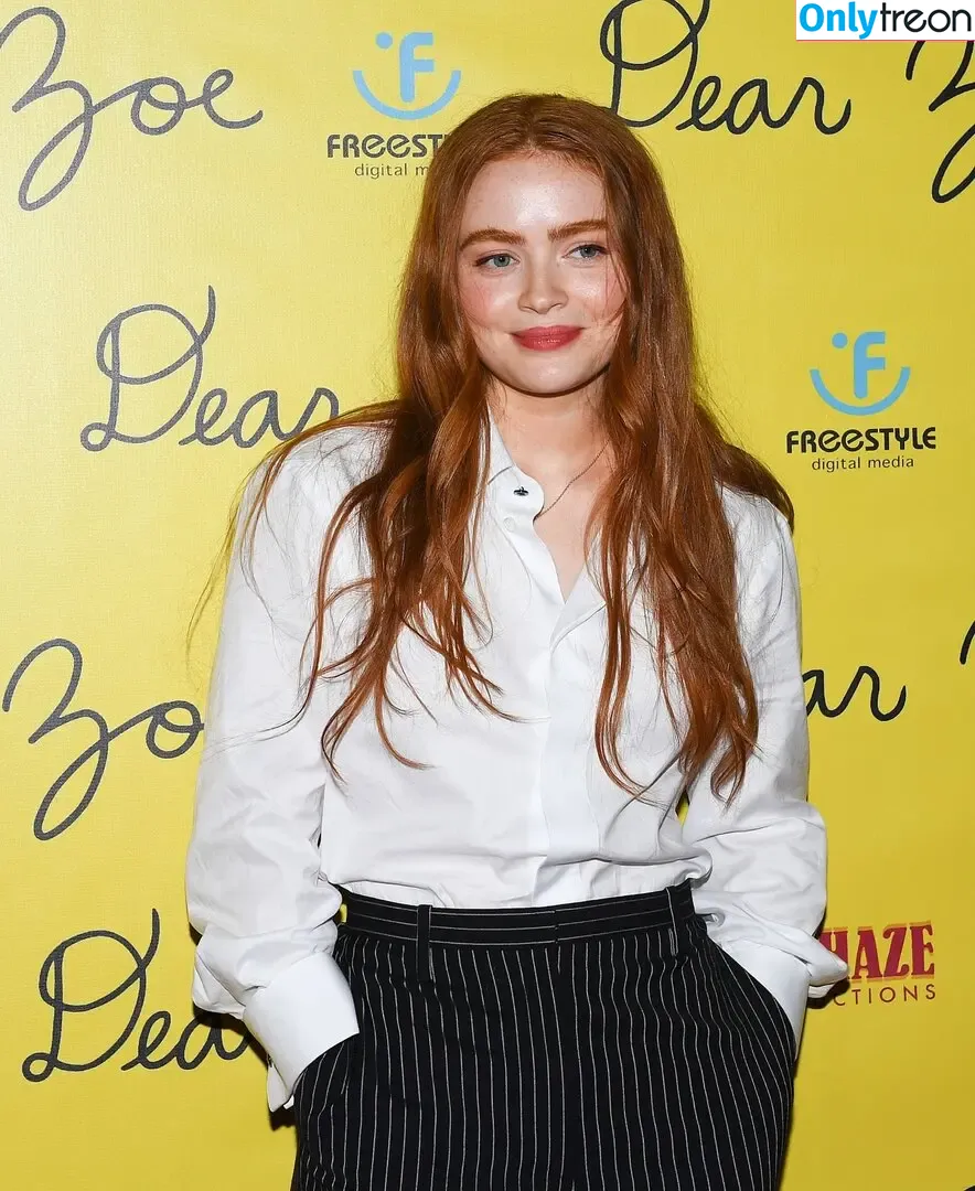 Sadie Sink nude photo #0190 (sadiesink / sadiesink_)