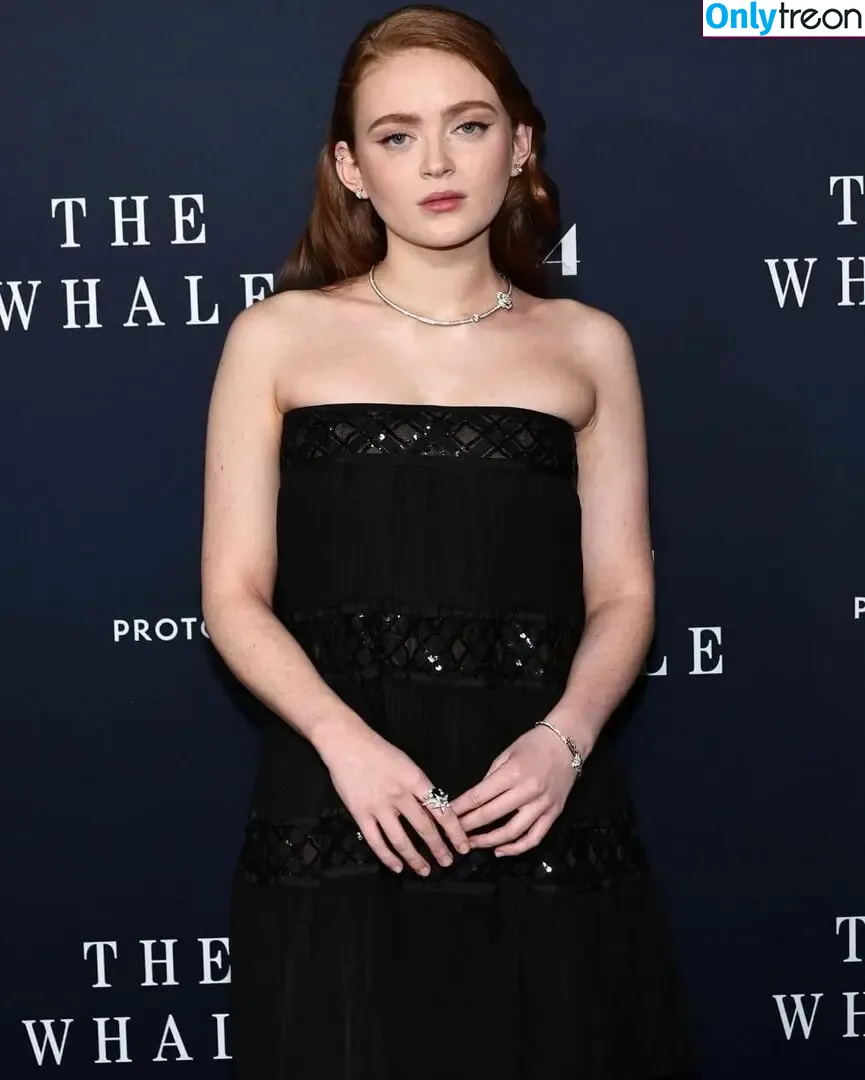 Sadie Sink nude photo #0239 (sadiesink / sadiesink_)