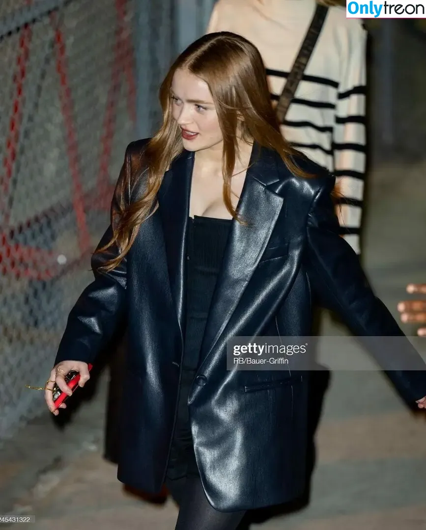 Sadie Sink nude photo #0264 (sadiesink / sadiesink_)