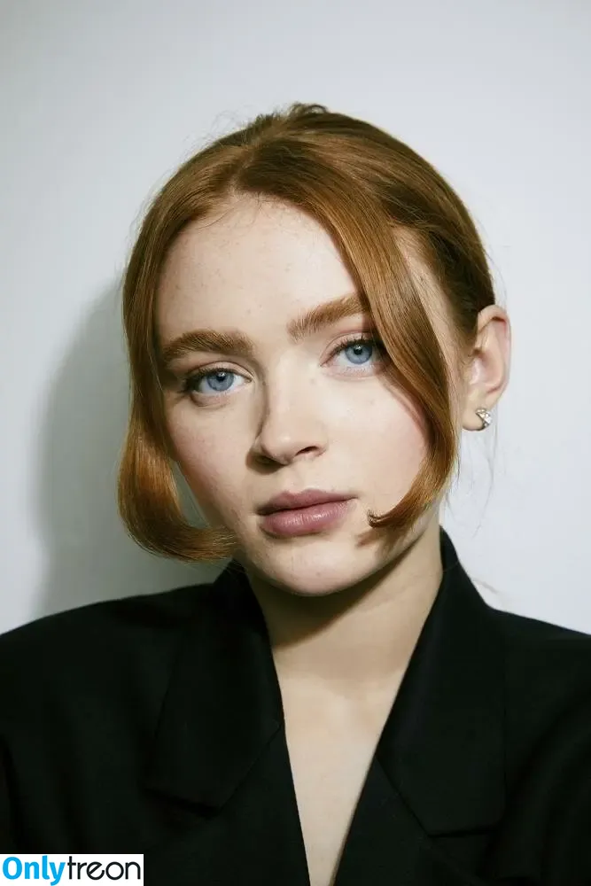 Sadie Sink nude photo #0299 (sadiesink / sadiesink_)