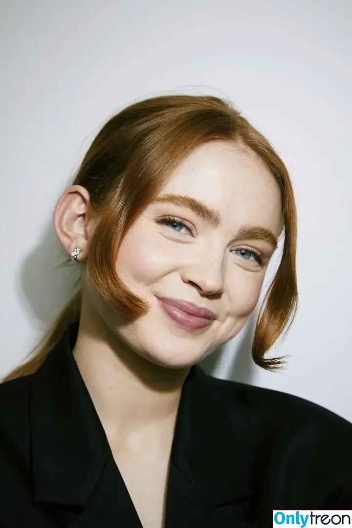 Sadie Sink nude photo #0334 (sadiesink / sadiesink_)
