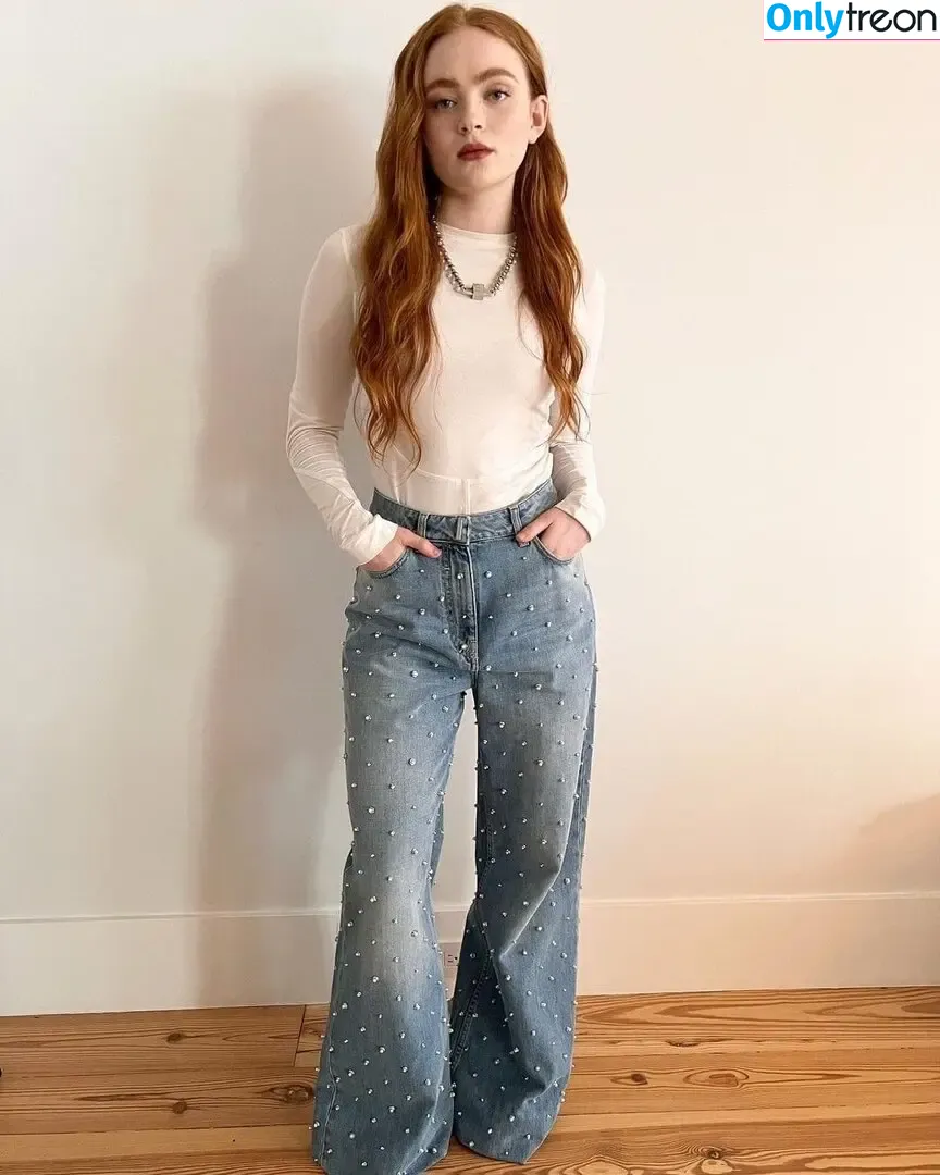Sadie Sink nude photo #0349 (sadiesink / sadiesink_)