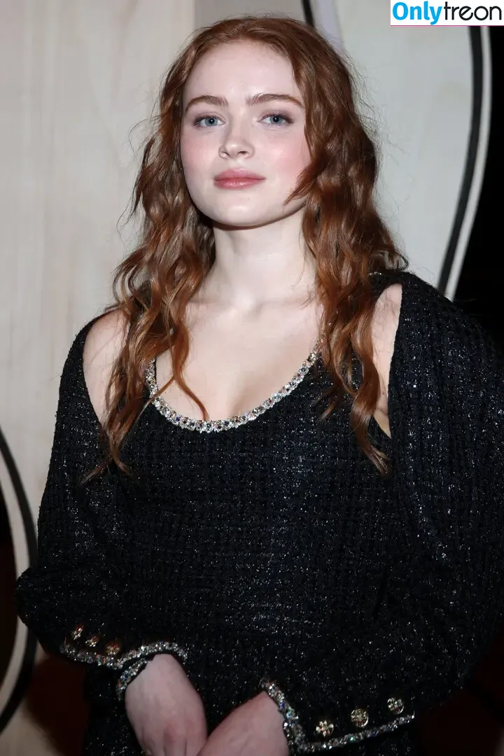 Sadie Sink nude photo #0396 (sadiesink / sadiesink_)