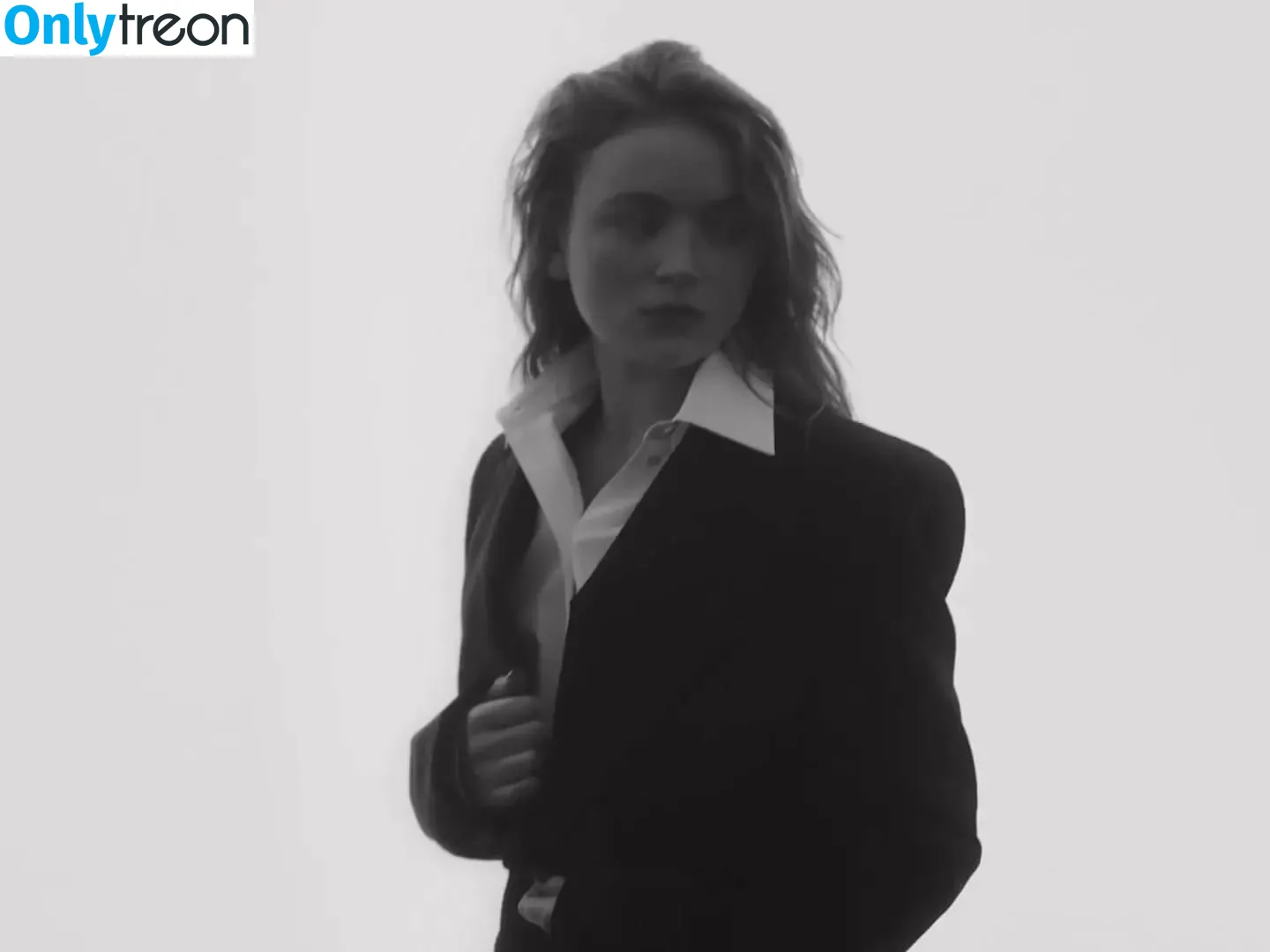 Sadie Sink nude photo #0478 (sadiesink / sadiesink_)