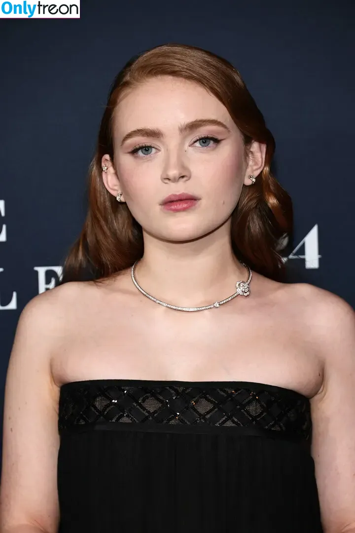 Sadie Sink nude photo #0575 (sadiesink / sadiesink_)