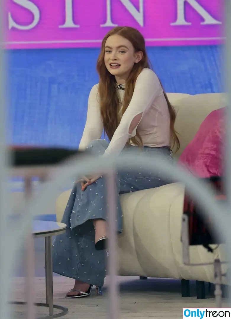 Sadie Sink nude photo #0576 (sadiesink / sadiesink_)