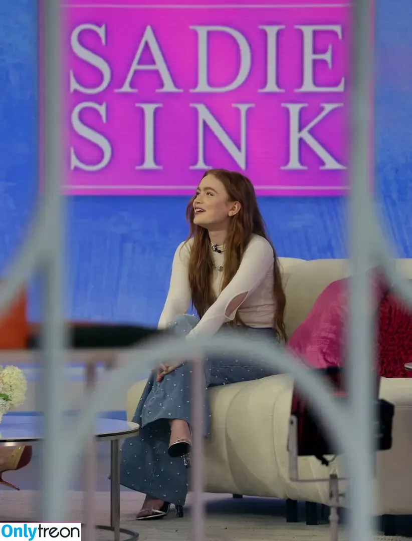 Sadie Sink nude photo #0581 (sadiesink / sadiesink_)
