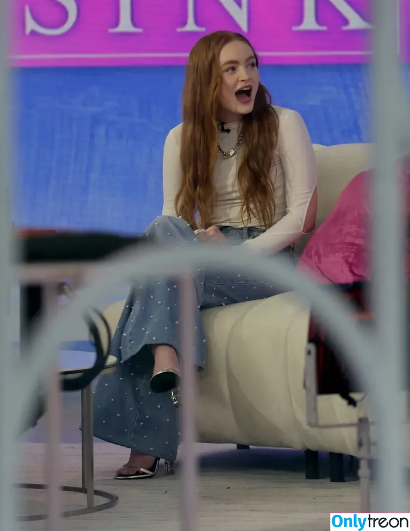 Sadie Sink nude photo #0584 (sadiesink / sadiesink_)