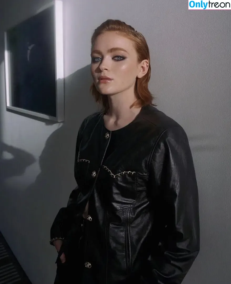 Sadie Sink nude photo #0596 (sadiesink / sadiesink_)