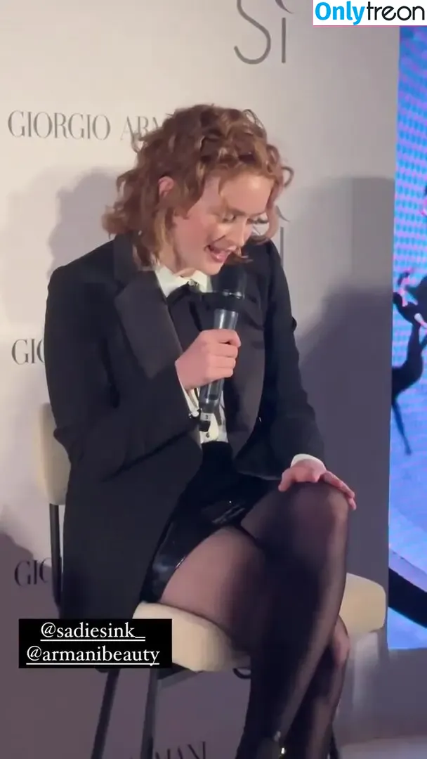 Sadie Sink nude photo #0695 (sadiesink / sadiesink_)
