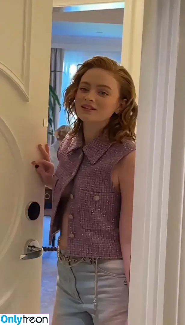 Sadie Sink nude photo #0773 (sadiesink / sadiesink_)