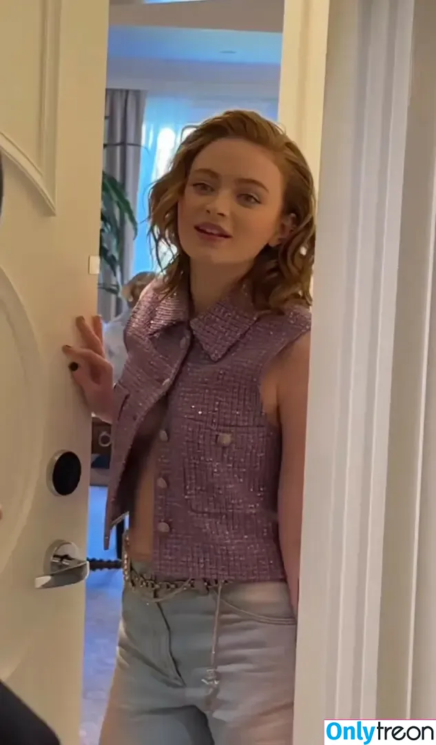 Sadie Sink nude photo #0774 (sadiesink / sadiesink_)