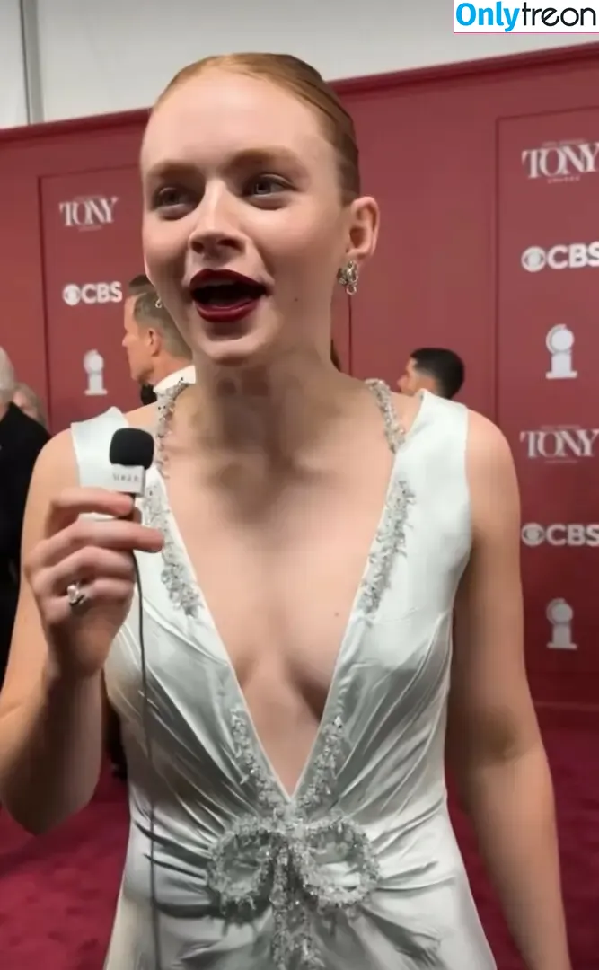Sadie Sink nude photo #1678 (sadiesink / sadiesink_)