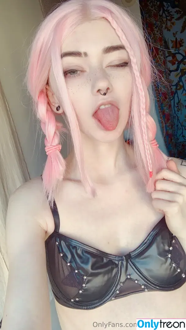 saekkicofree nude photo #0053 (saekkico)