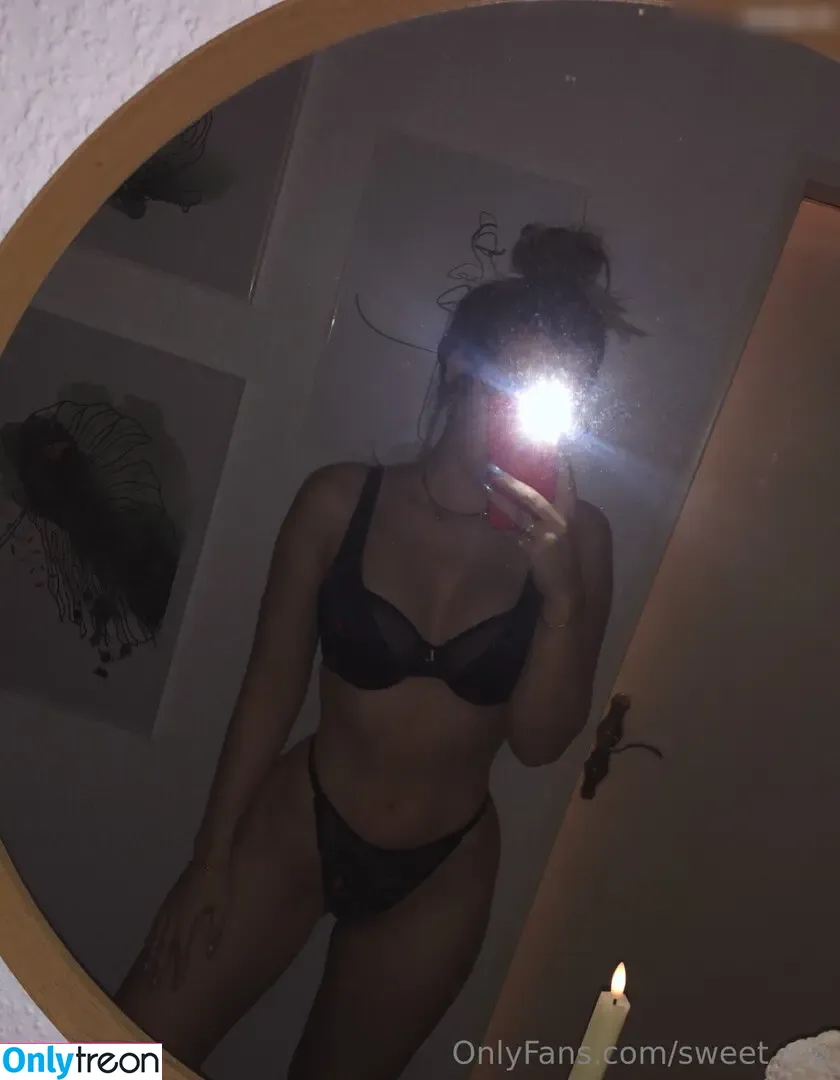 Sahrah nude photo #0316 (Sahrah)