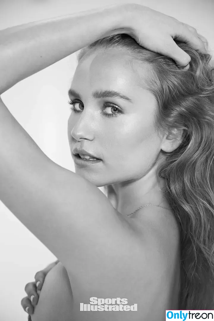 Sailor Brinkley Cook nude photo #0070 (Christie Brinkley's daughter / SBrinkleyCook / sailorbrinkleycook)