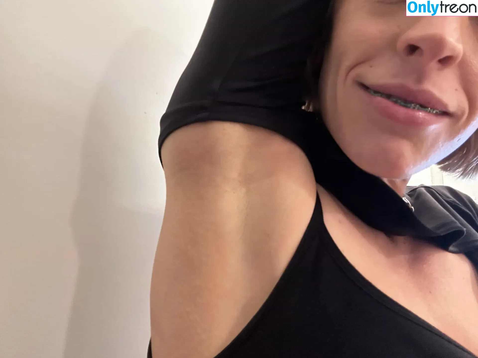 Saint Jade nude photo #0004 (saint_jade / saint_jade_ / st.jjade)