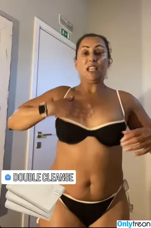 Saira Khan / iamsairakhan / sairasbum nude photo #0454