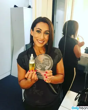 Saira Khan / iamsairakhan / sairasbum nude photo #0550