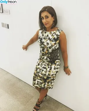 Saira Khan / iamsairakhan / sairasbum nude photo #0553