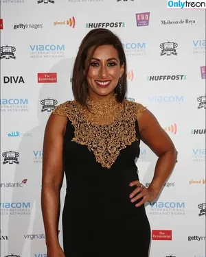 Saira Khan / iamsairakhan / sairasbum nude photo #0554