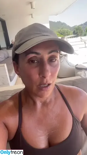 Saira Khan / iamsairakhan / sairasbum nude photo #0632