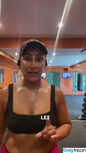 Saira Khan / iamsairakhan / sairasbum nude photo #0698