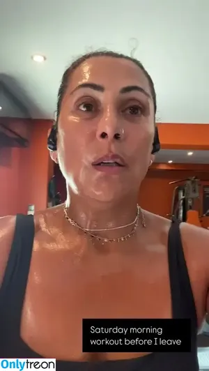 Saira Khan / iamsairakhan / sairasbum nude photo #0710