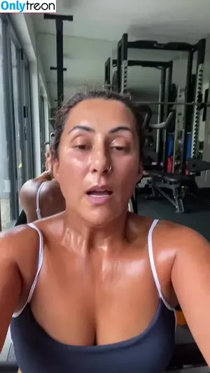 Saira Khan / iamsairakhan / sairasbum nude photo #0747