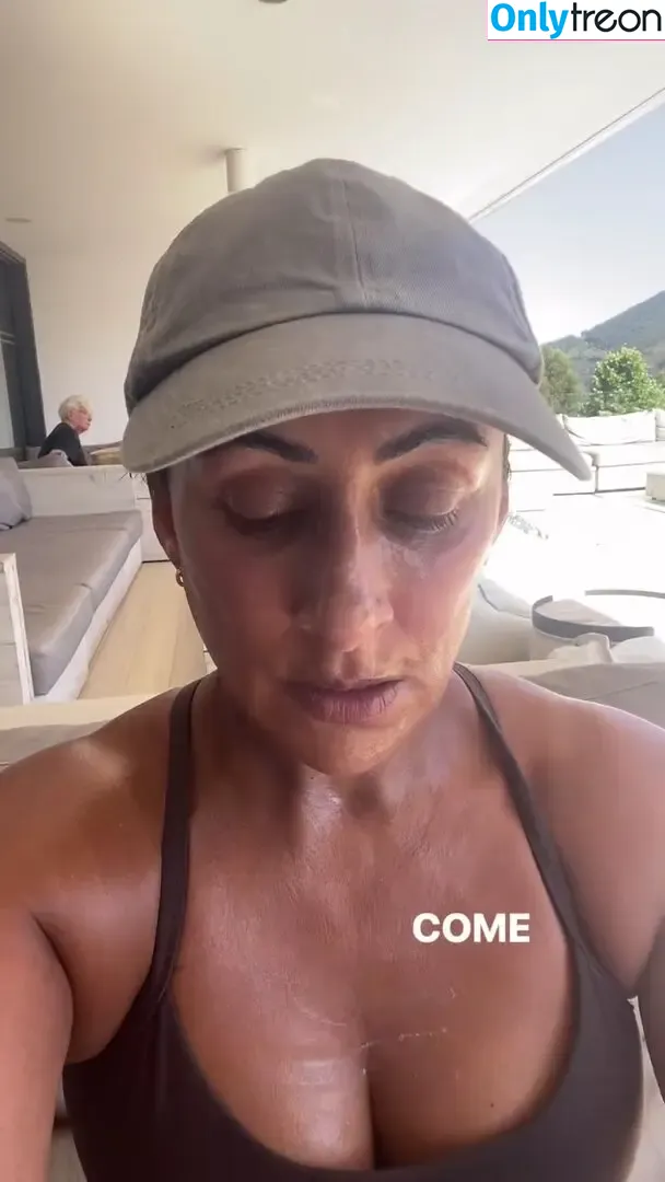 Saira Khan nude photo #0634 (iamsairakhan / sairasbum)