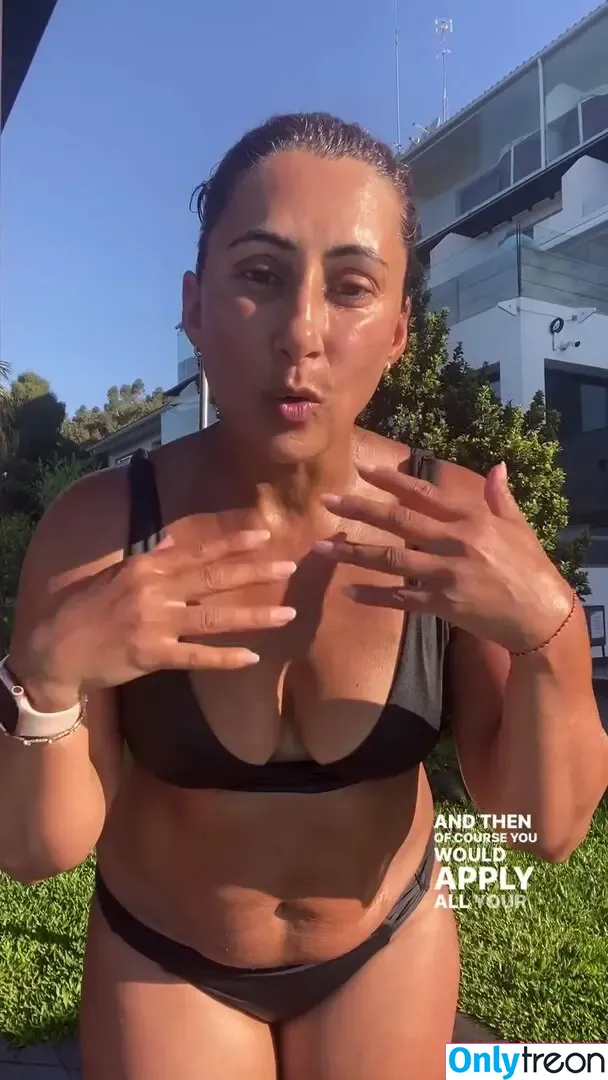 Saira Khan nude photo #0683 (iamsairakhan / sairasbum)