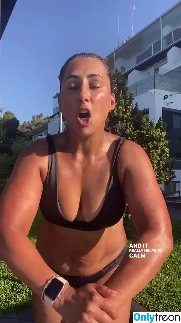 Saira Khan nude photo #0684 (iamsairakhan / sairasbum)