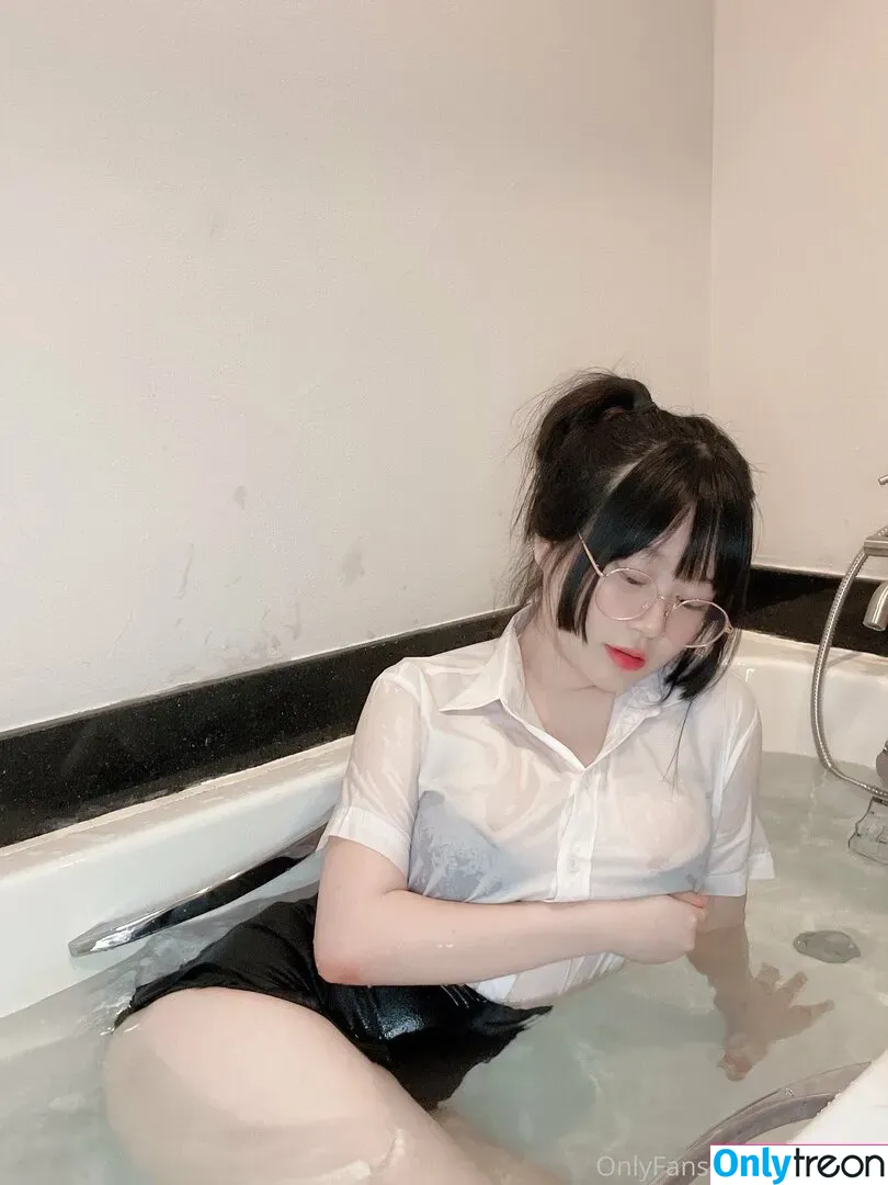 Saizneko nude photo #0268 (anyuser / saizneko_2)