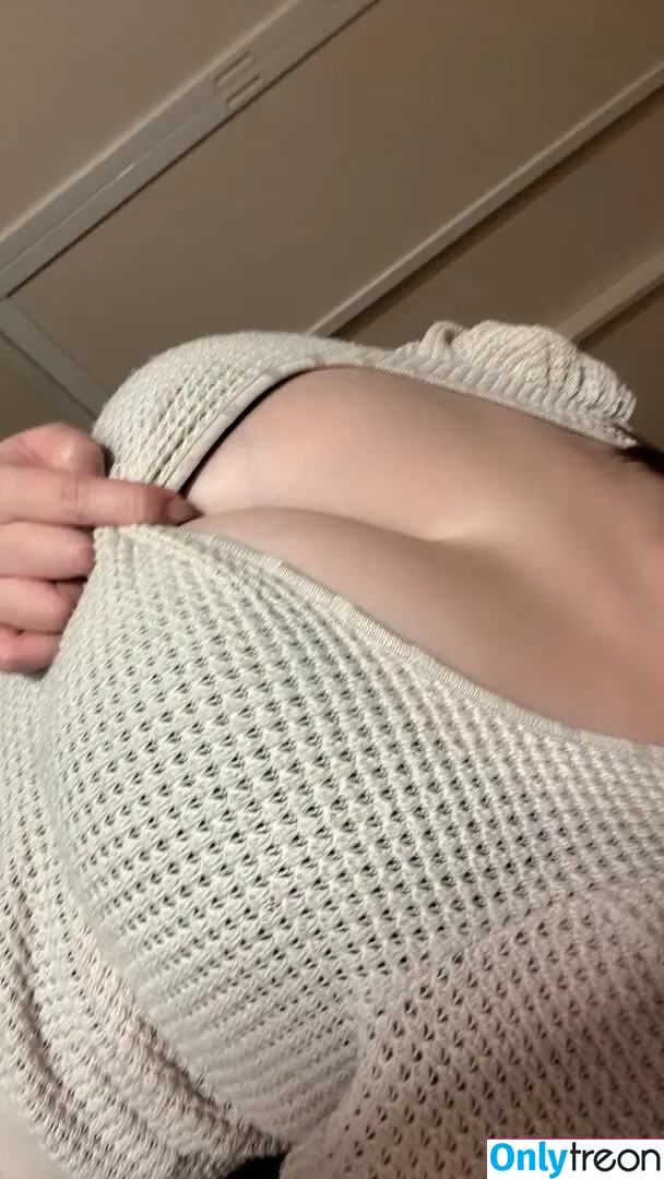 Saku nude photo #2247 (alice_mather / saku93)