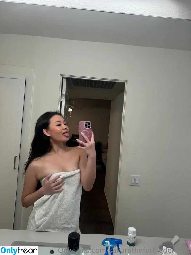 sakuratheforbiddenfruit nude photo #0721 (yourforbiddenlover_ / zlightskin)