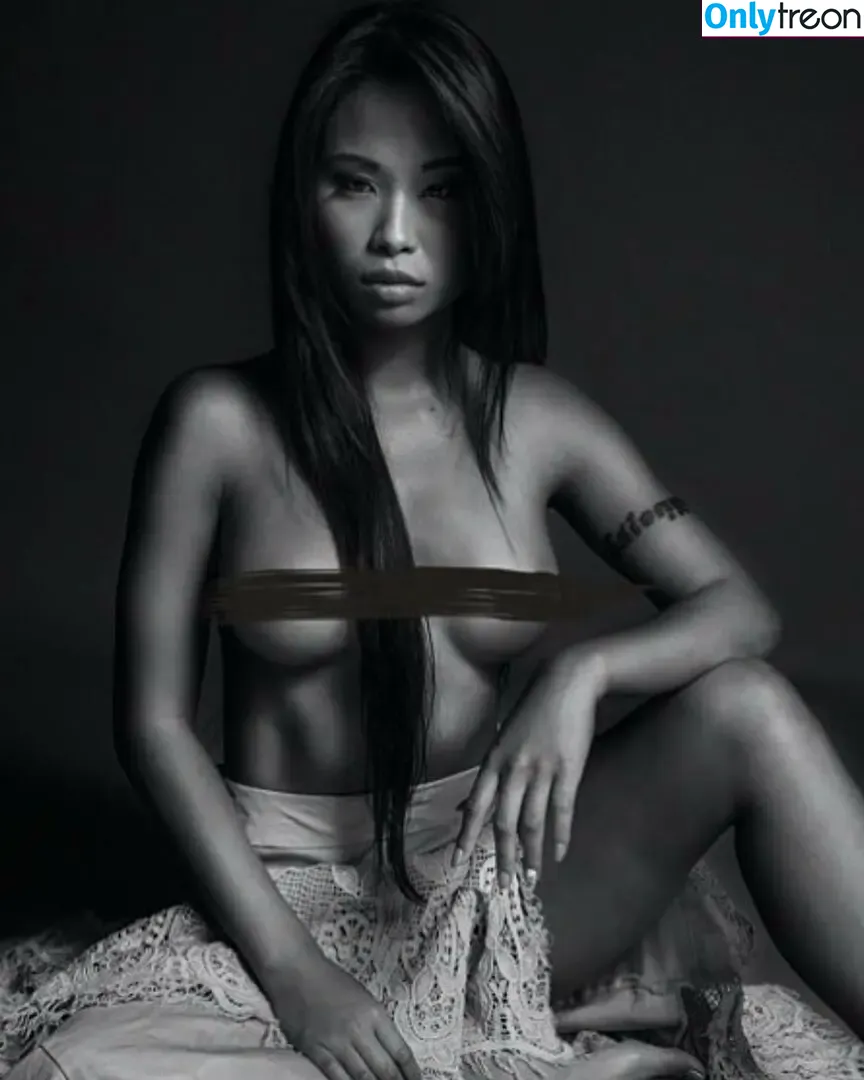 Salila Thuy nude photo #0036 (salila_thuy)