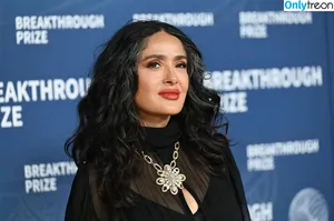 Salma Hayek / salmahayek nude photo #3606