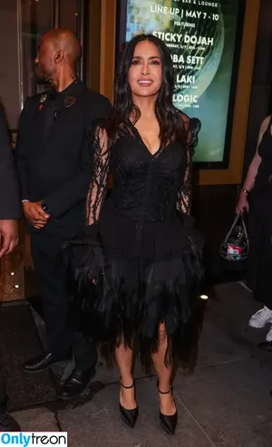 Salma Hayek / salmahayek nude photo #3754