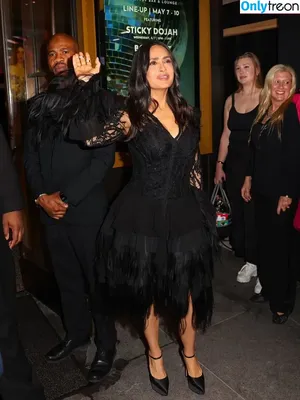 Salma Hayek / salmahayek nude photo #3772