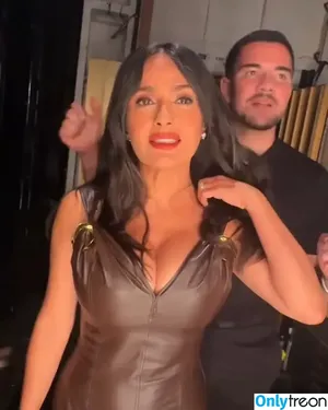 Salma Hayek / salmahayek nude photo #3797