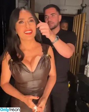 Salma Hayek / salmahayek nude photo #3802