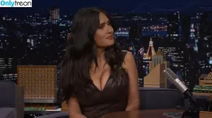 Salma Hayek / salmahayek nude photo #3813