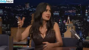 Salma Hayek / salmahayek nude photo #3823