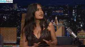 Salma Hayek / salmahayek nude photo #3824