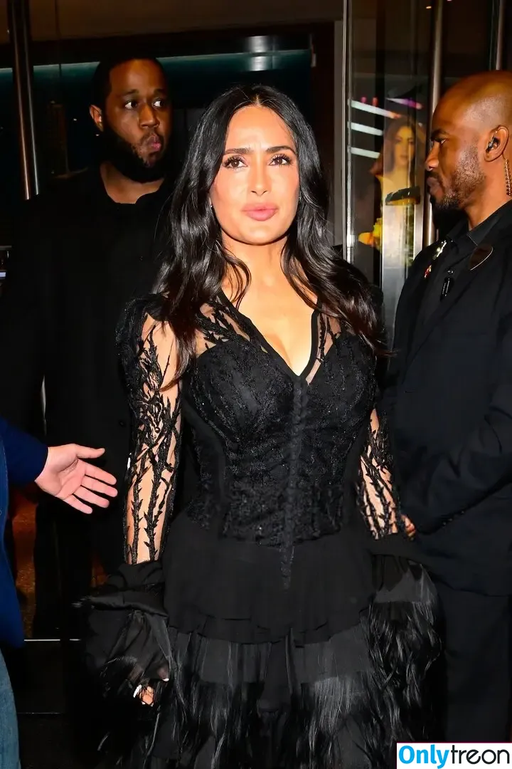 Salma Hayek nude photo #3757 (salmahayek)