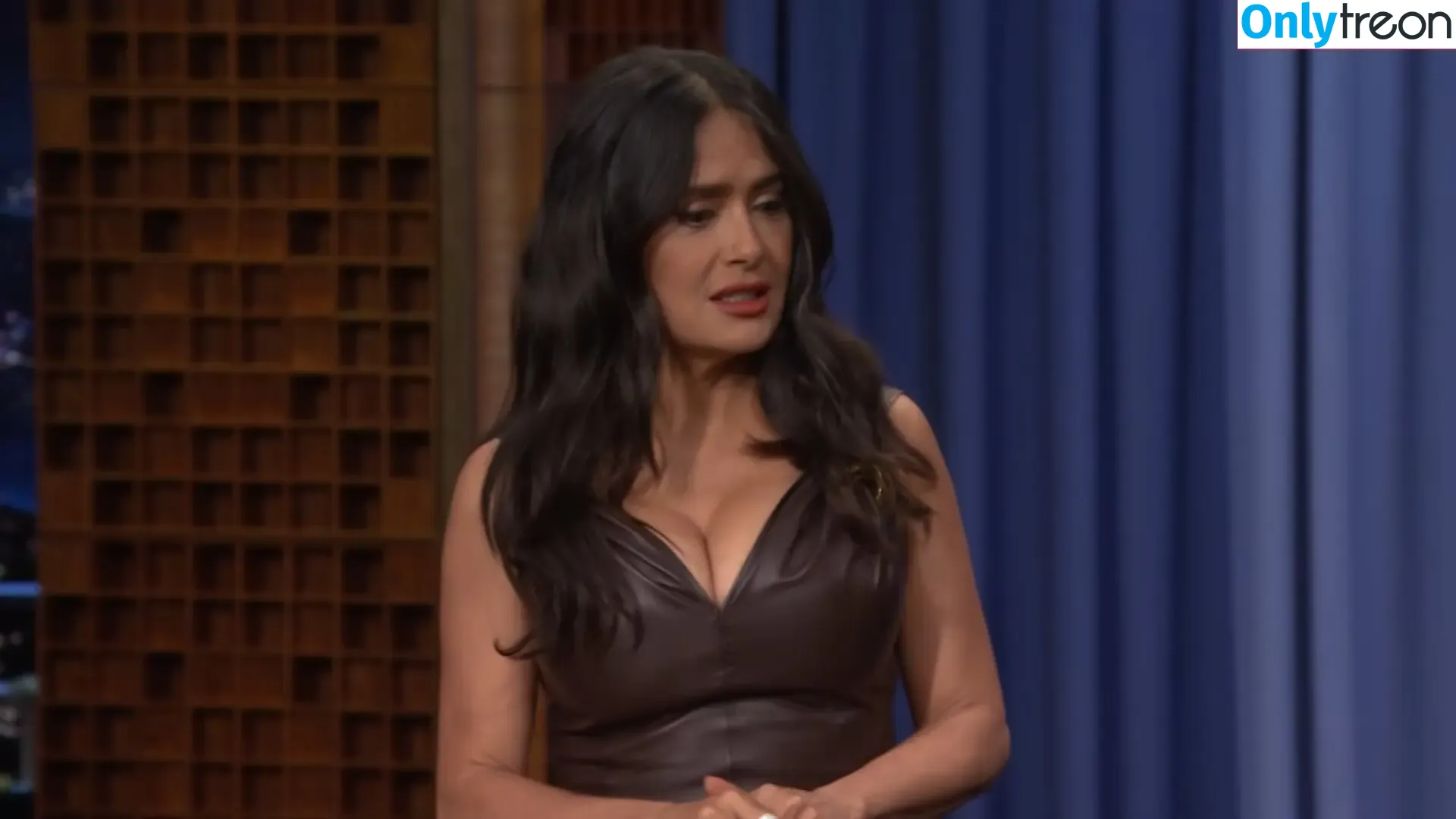 Salma Hayek nude photo #3828 (salmahayek)