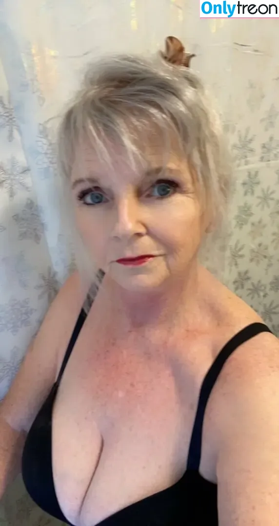 Salsa Nanny nude photo #0060 (RLittlebird55 / nannygoatsalsa / salsananny)