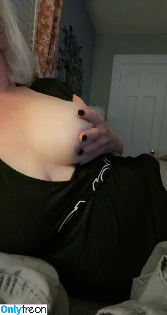 Salsa Nanny nude photo #0092 (RLittlebird55 / nannygoatsalsa / salsananny)