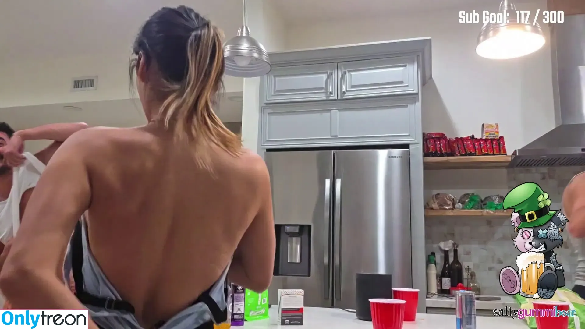 saltygummibear nude photo #0017 (saltygummibear)
