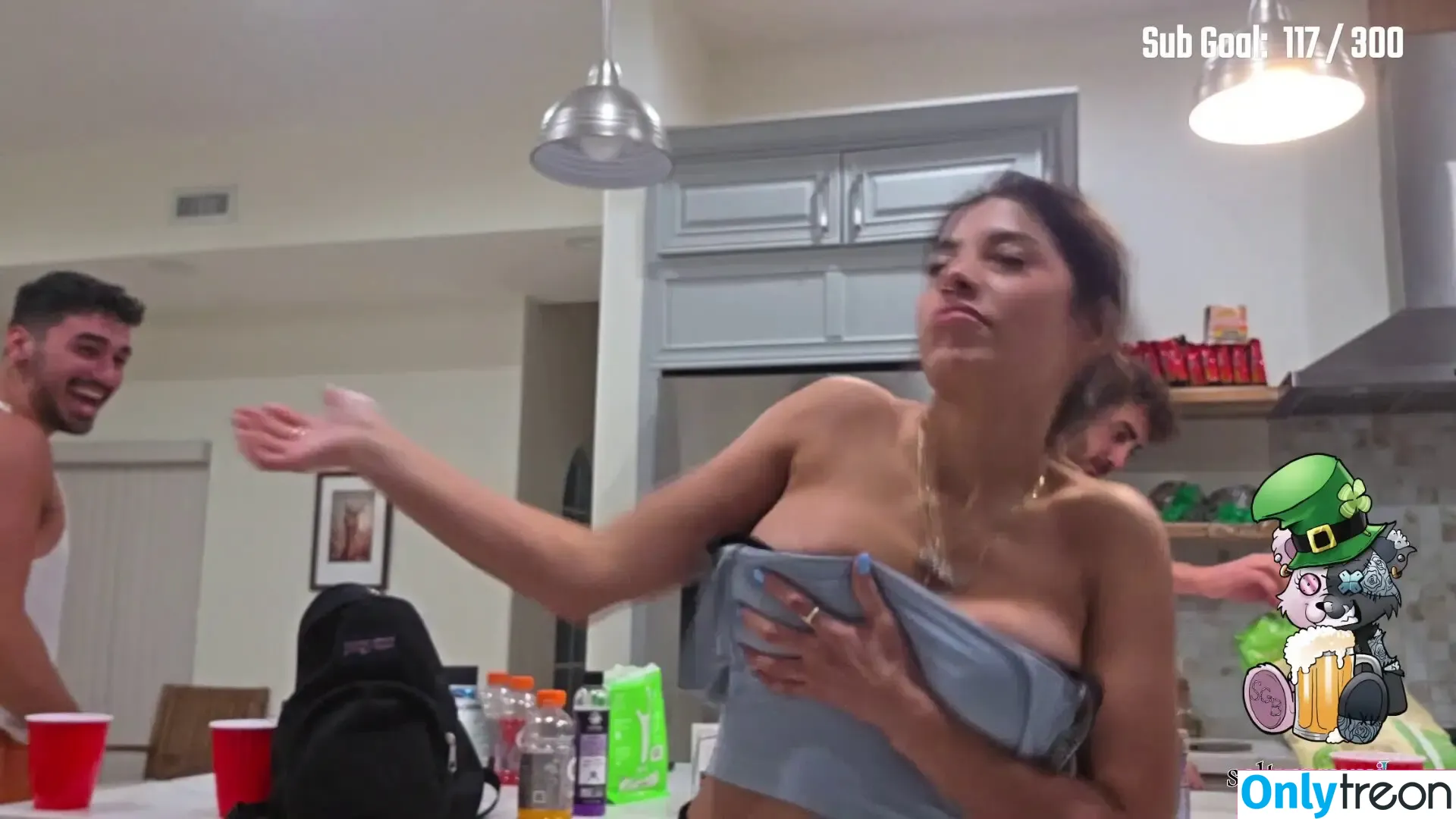 saltygummibear nude photo #0021 (saltygummibear)